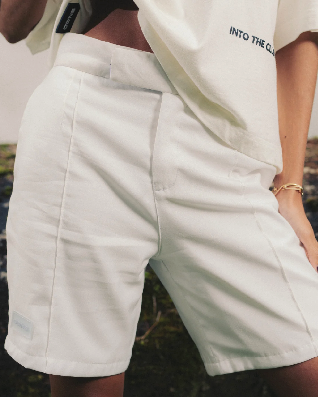 White Bermuda Short